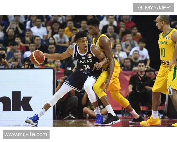 南京篮球队与北京篮球队赛后复盘团队协作的精彩瞬间与战术分析